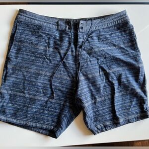 Men's Vissla Shorts Multicolor Striped Stretch XL Pockets Beach Surf Activewear